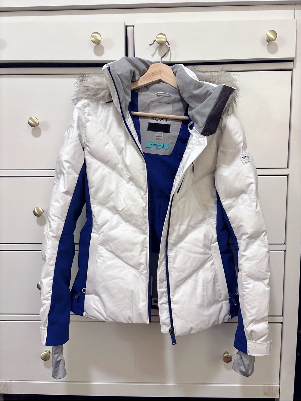 Roxy Snowstorm Ski Jacket in XS Bright White